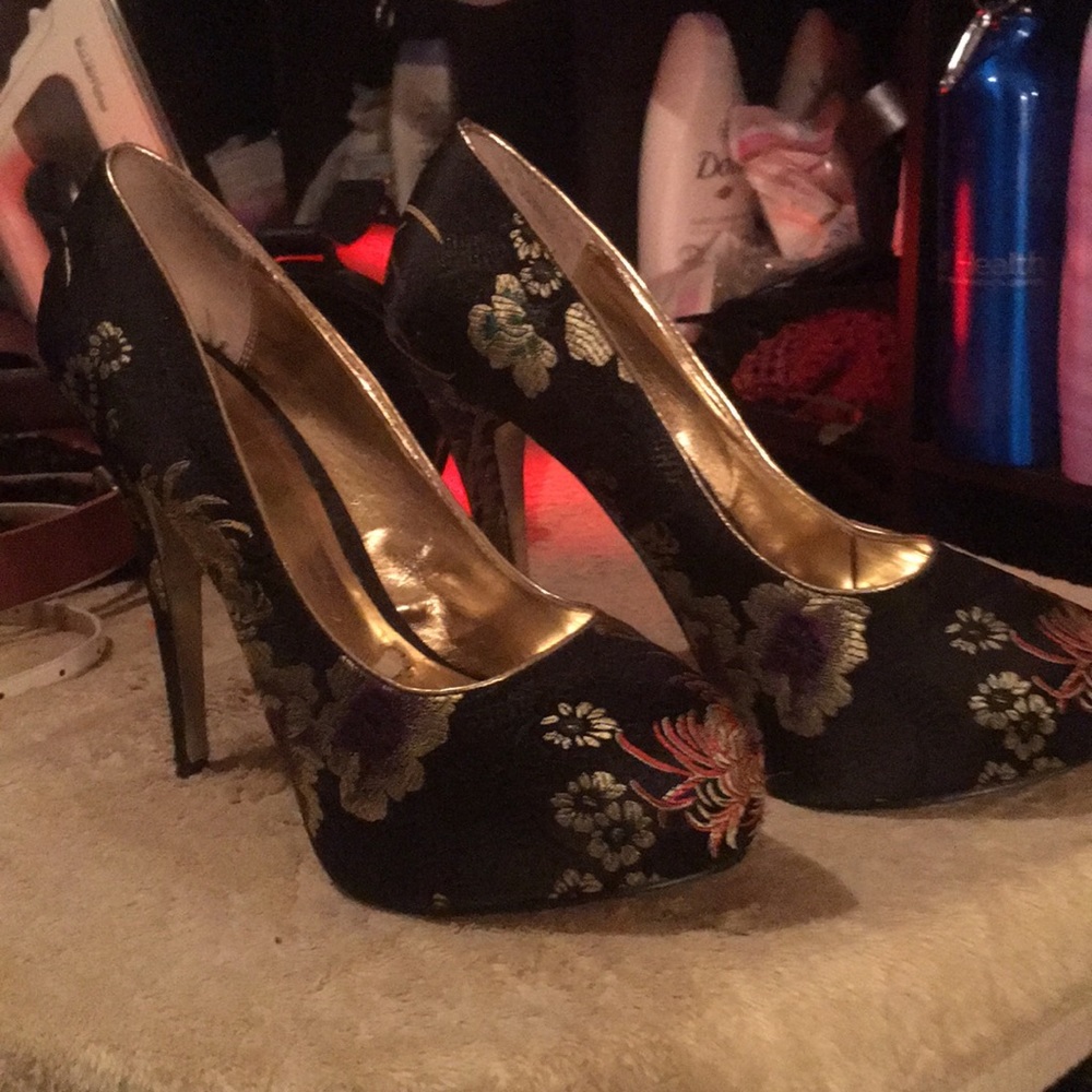 Shoes